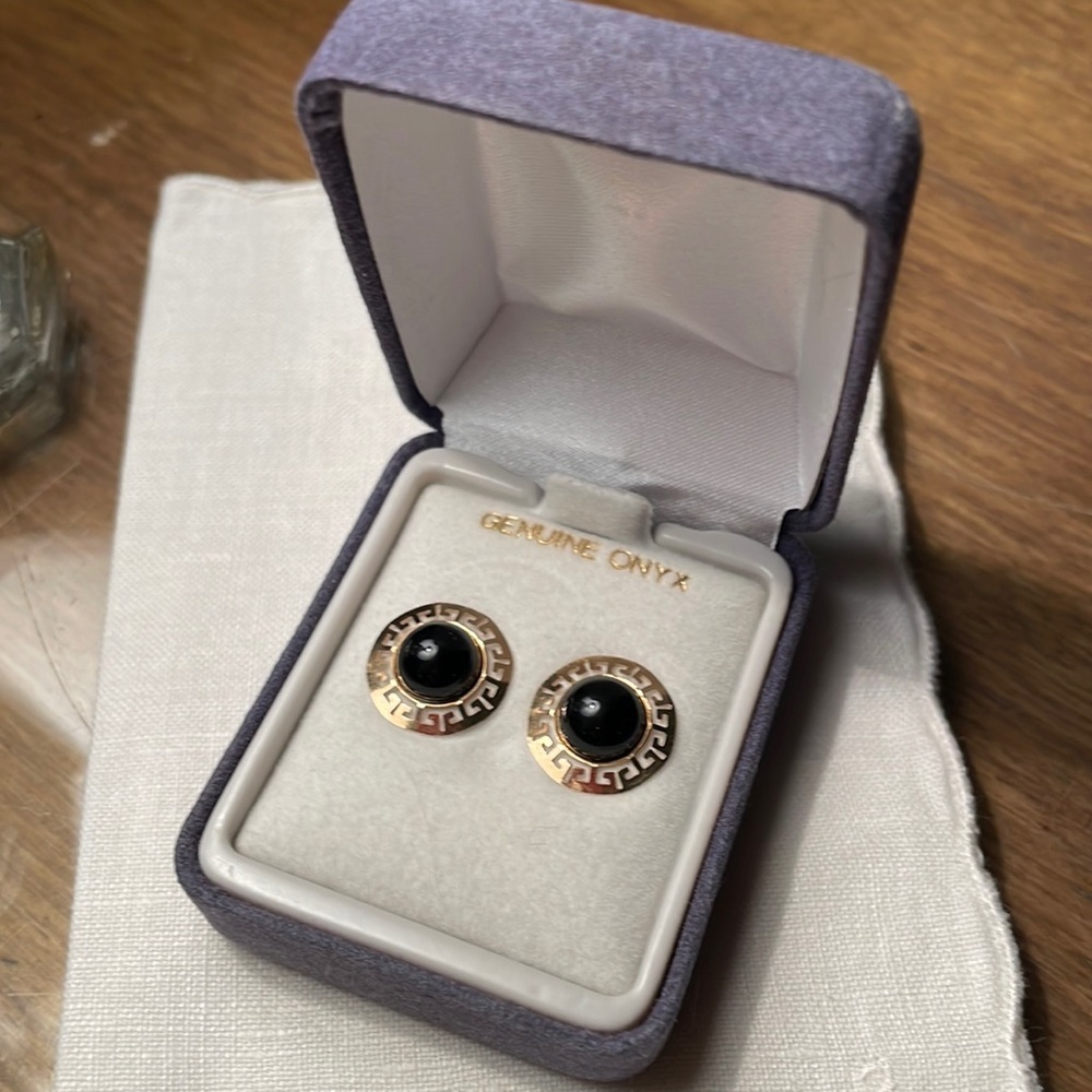 10k Gold/ Onyx Earrings